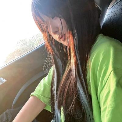 染成茜色的坂道